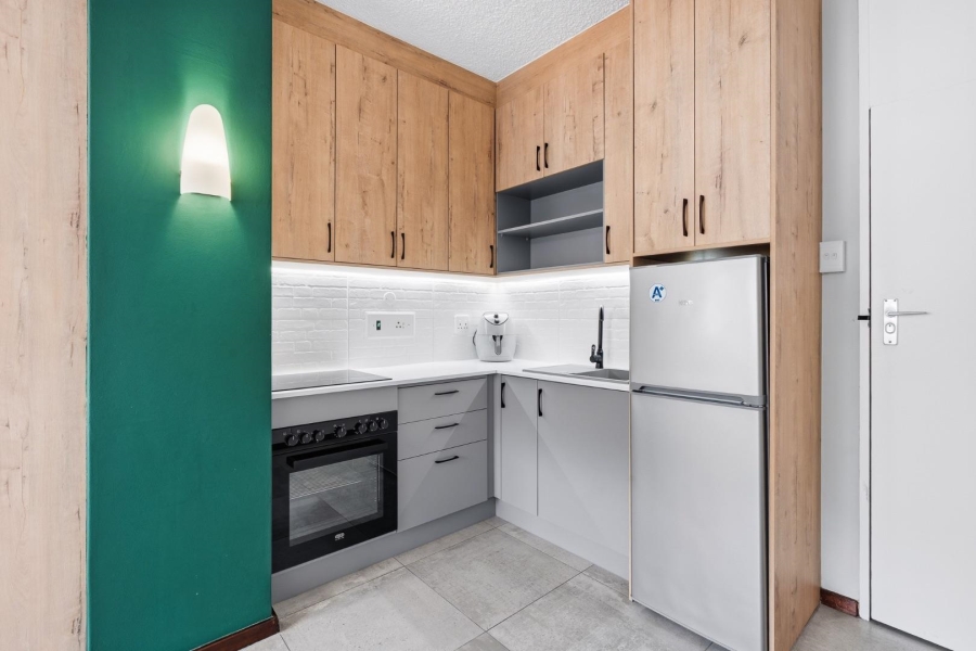 To Let 0 Bedroom Property for Rent in Oranjezicht Western Cape